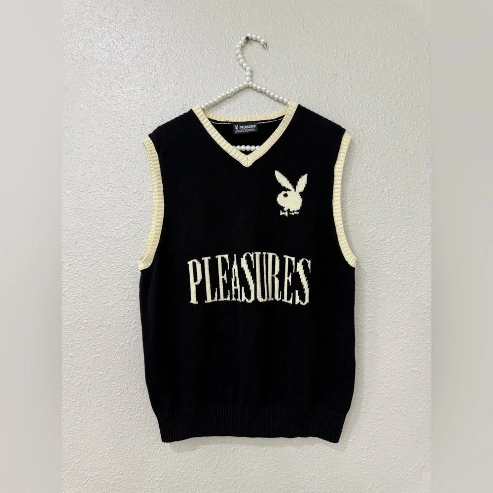 PLEASURES x Playboy Sweater Vest Vintage V-Neck Sleeveless Logo Pullover Sz L